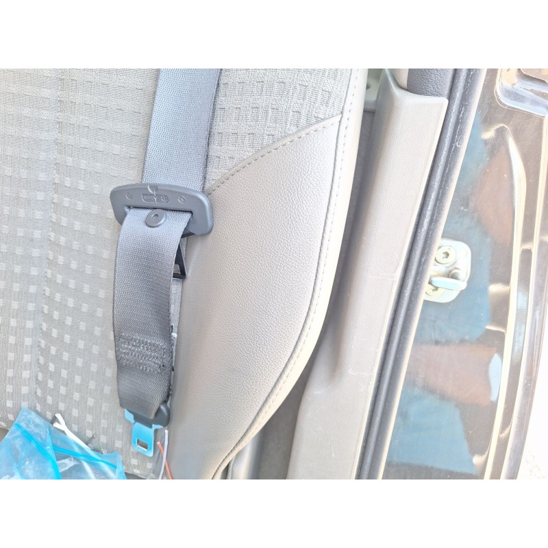 Recambio de cinturon seguridad trasero izquierdo para renault scenic ii (jm0/1_) 1.9 dci (jm14) referencia OEM IAM   