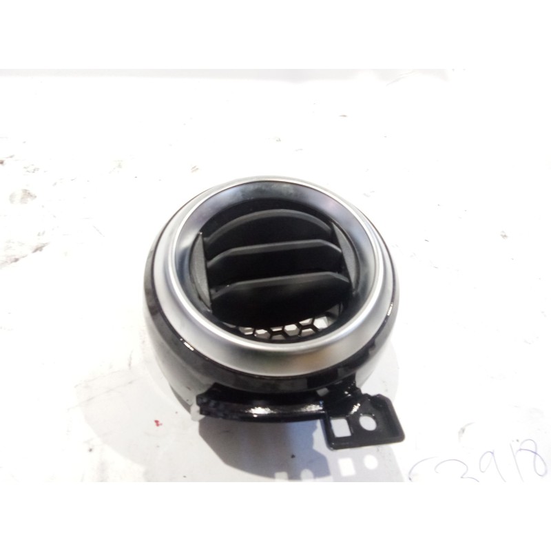 Recambio de rejilla aireadora para nissan micra v (k14) 1.0 ig-t referencia OEM IAM 687615FA0A  