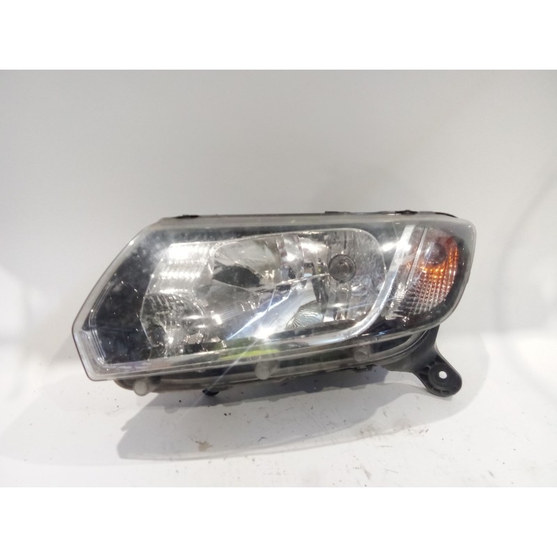 Recambio de faro izquierdo para dacia sandero ii 1.5 dci referencia OEM IAM 260601236R  