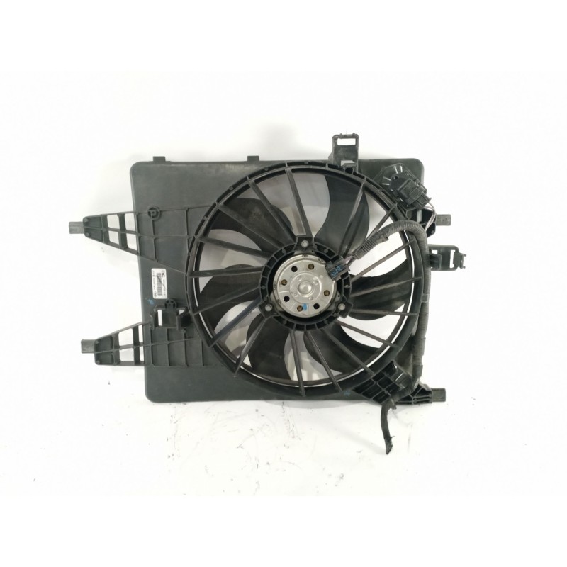 Recambio de electroventilador para mercedes benz citan monospace (w415) 109 cdi (415.703) referencia OEM IAM 8200427466  