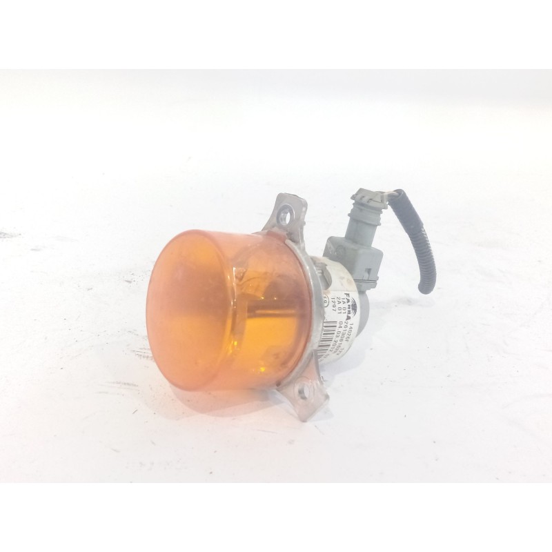 Recambio de intermitente para renault twizy (mam_) 80 referencia OEM IAM 261306162r  