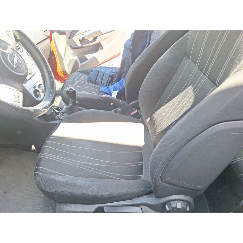 Recambio de asiento delantero izquierdo para opel corsa d (s07) 1.3 cdti (l08, l68) referencia OEM IAM   