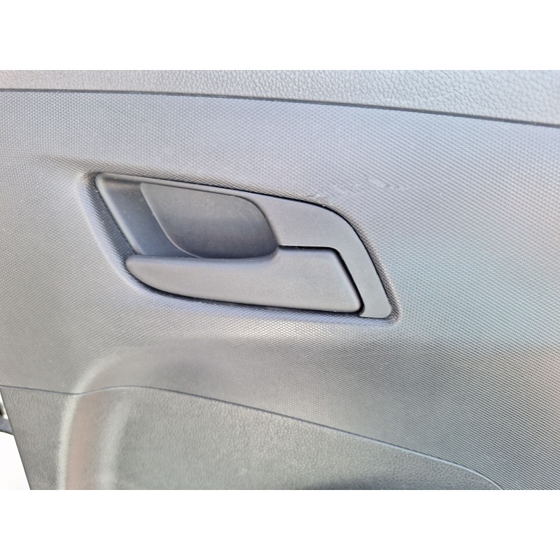 Recambio de maneta interior trasera derecha para chevrolet aveo fastback (t300) 1.3 d referencia OEM IAM   