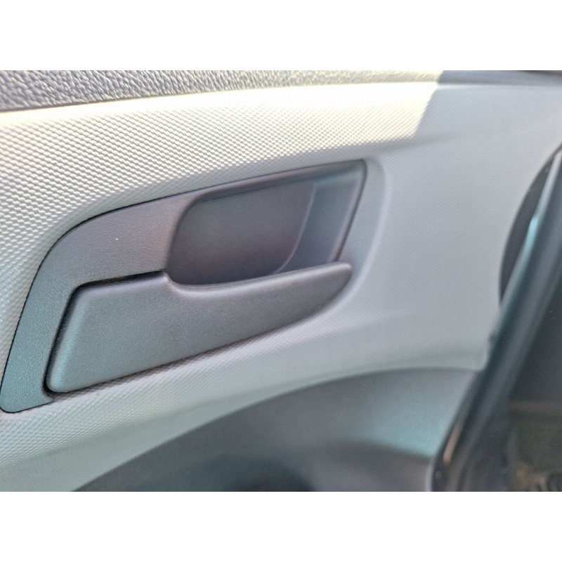 Recambio de maneta interior delantera izquierda para chevrolet aveo fastback (t300) 1.3 d referencia OEM IAM   