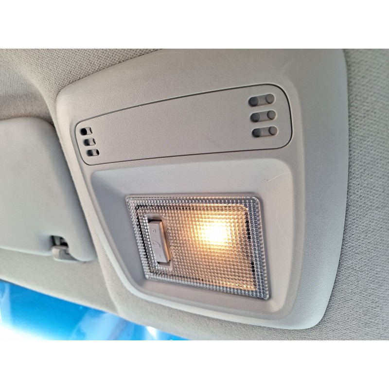 Recambio de luz interior para chevrolet aveo fastback (t300) 1.3 d referencia OEM IAM   