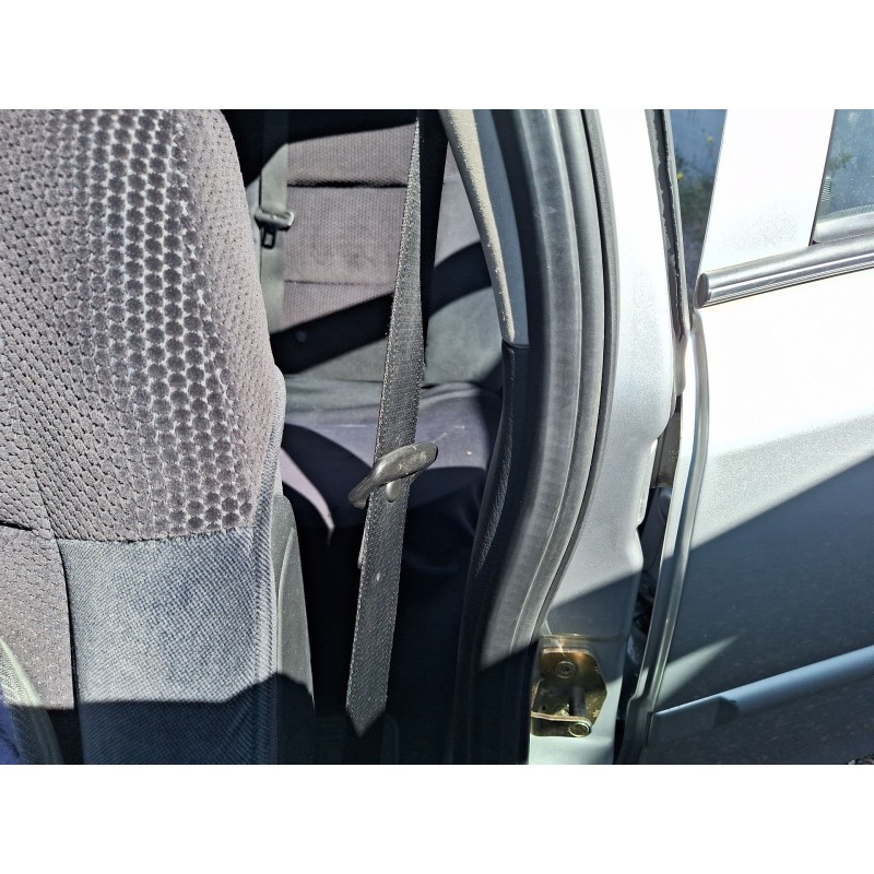 Recambio de cinturon seguridad delantero izquierdo para opel vectra b (j96) 2.0 dti 16v (f19) referencia OEM IAM   