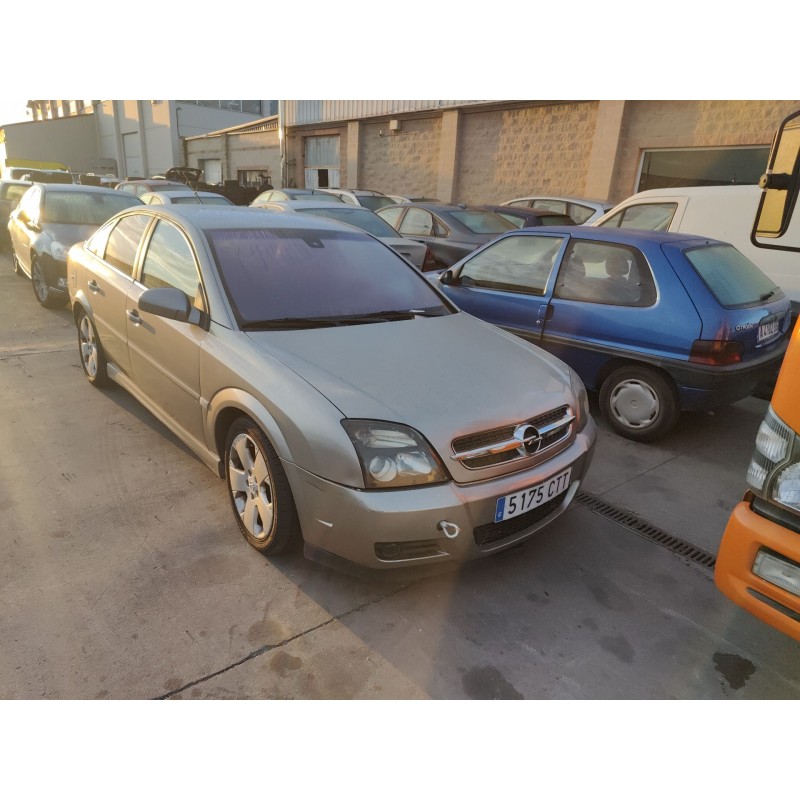 opel vectra c gts (z02) 3.0 cdti (f68) del año 2004