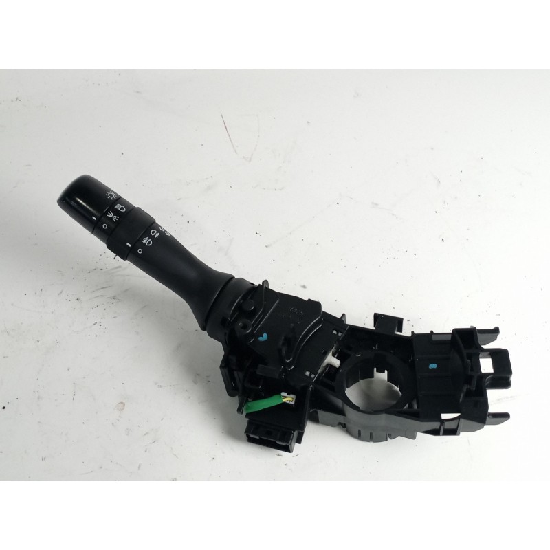 Recambio de mando luces para toyota yaris (_p13_) 1.5 hybrid (nhp130_) referencia OEM IAM sinreferencia  