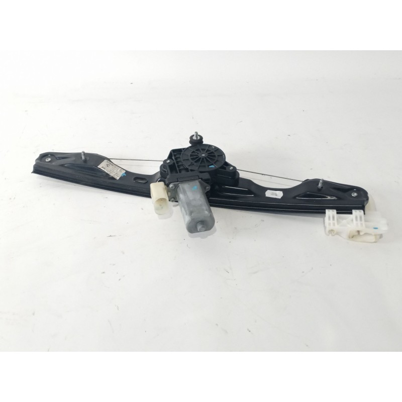 Recambio de elevalunas trasero derecho para bmw 3 (f30, f80) 318 d referencia OEM IAM 7351050  