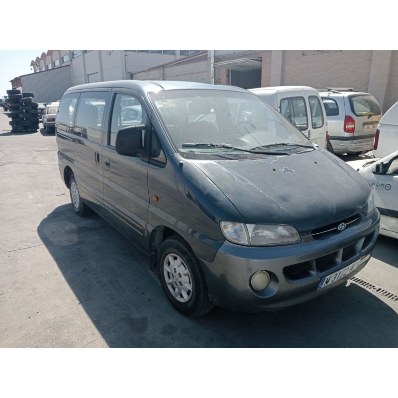 hyundai h-1 / starex autobús (a1) 2.5 td del año 2023