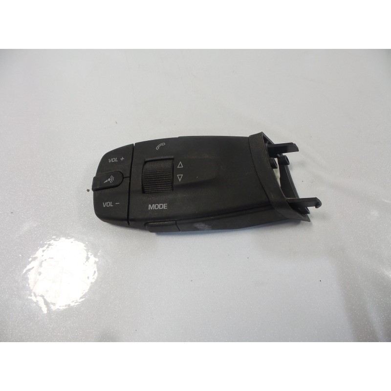 Recambio de mando - mando musica volante 6j0959441a para seat ibiza v referencia OEM IAM 6J0959441A SEAT IBIZA V (6J5) 1.4 [2008