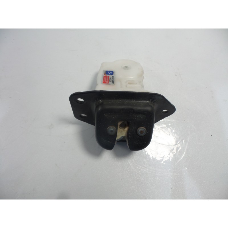 Recambio de cerradura maletero / porton - conector 4 pines para renault twingo ii referencia OEM IAM  RENAULT TWINGO (CN0_) 1.2 