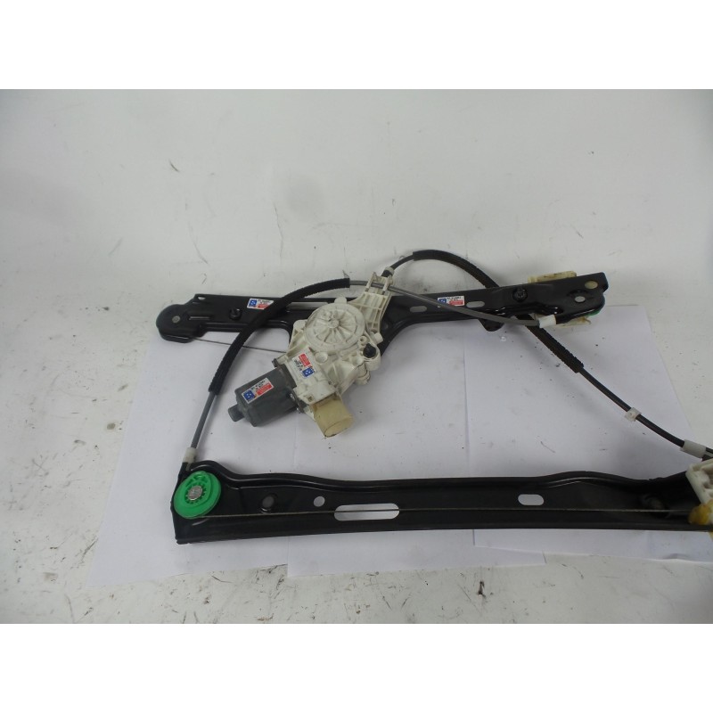 Recambio de elevalunas delantero izquierdo electrico - 71384655puertas conector 6 pines para bmw 1 e87 referencia OEM IAM 713846