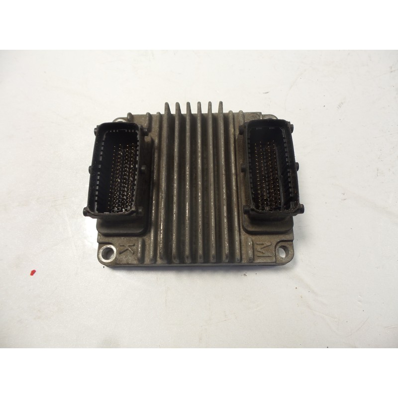 Recambio de centralita motor uce - uce motor 122128198973065751 para opel militar iveco astra referencia OEM IAM 12212819 OPEL A