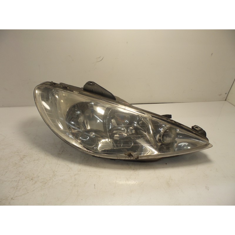 Recambio de faro derecho - halogeno doble parabola 9628666780 para peugeot c15,xsara,berlingo.peugeot 607 ,206 referencia OEM IA