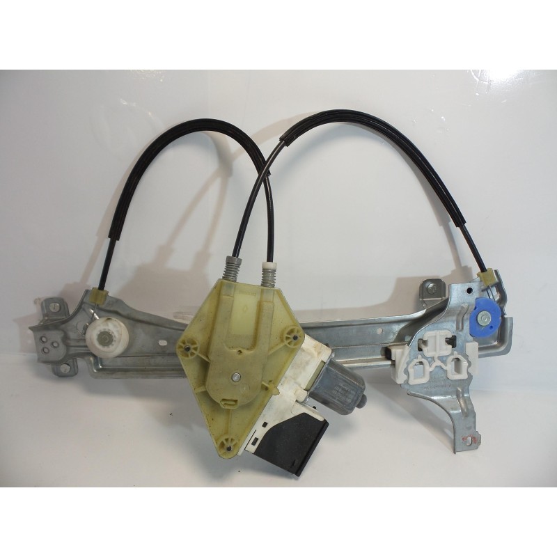 Recambio de elevalunas trasero derecho - 827306548r para renault citan,mitsubishi l200 ,megane iii,subaru impreza iv referencia 