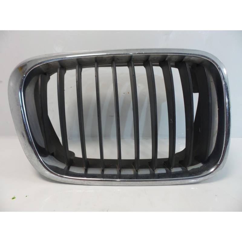 Recambio de rejilla delantera - 8195056616979-10 para bmw 3 e46 referencia OEM IAM 8195056616979-10 BMW 3 (E46) 320 d [1998 - 20