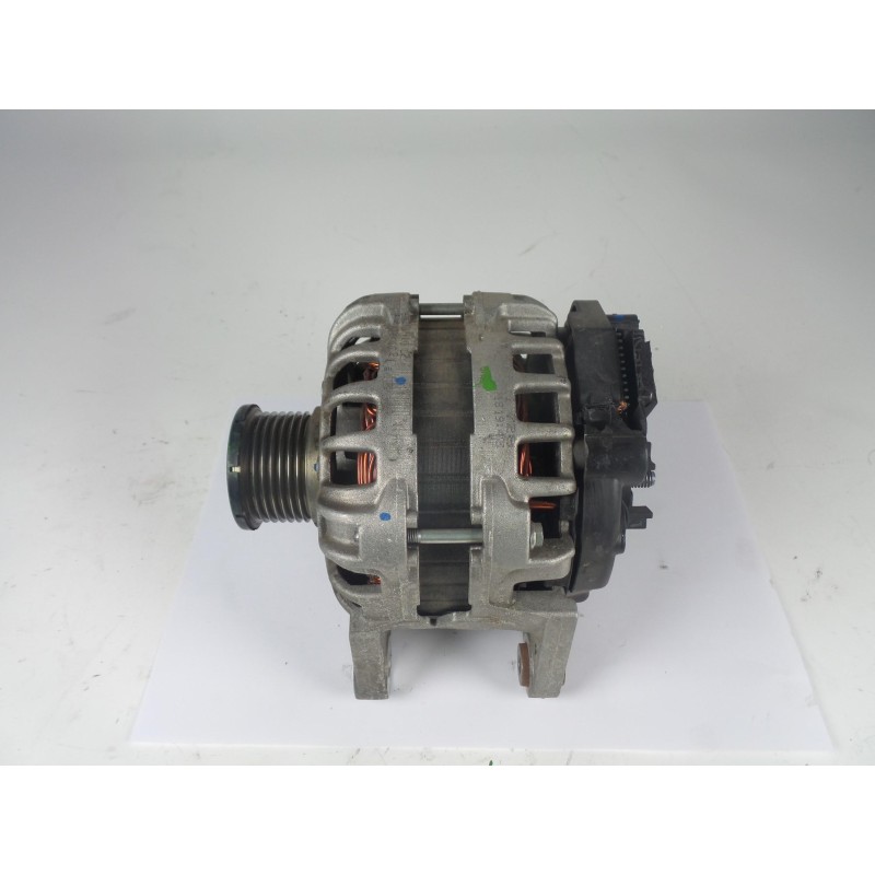 Recambio de alternador - 231008593r90am 14v para renault clio iv (bh_) 0.9 tce 90 lpg referencia OEM IAM 231008593R RENAULT CLIO