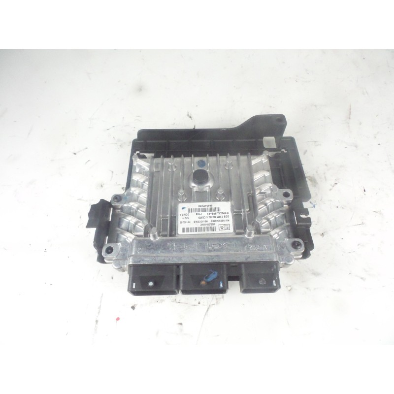 Recambio de centralita motor uce - 9663548180 para peugeot c5 ii peugeot 407 referencia OEM IAM 9663548180 PEUGE 407 (6D_) 2.0 H