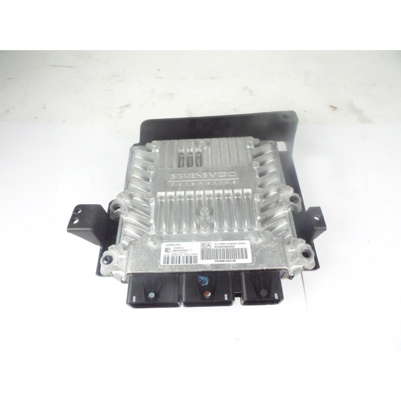 Recambio de centralita motor uce - 966388568096616421805ws40388c para citroën c5 ii referencia OEM IAM 96638856809661642180 CITR