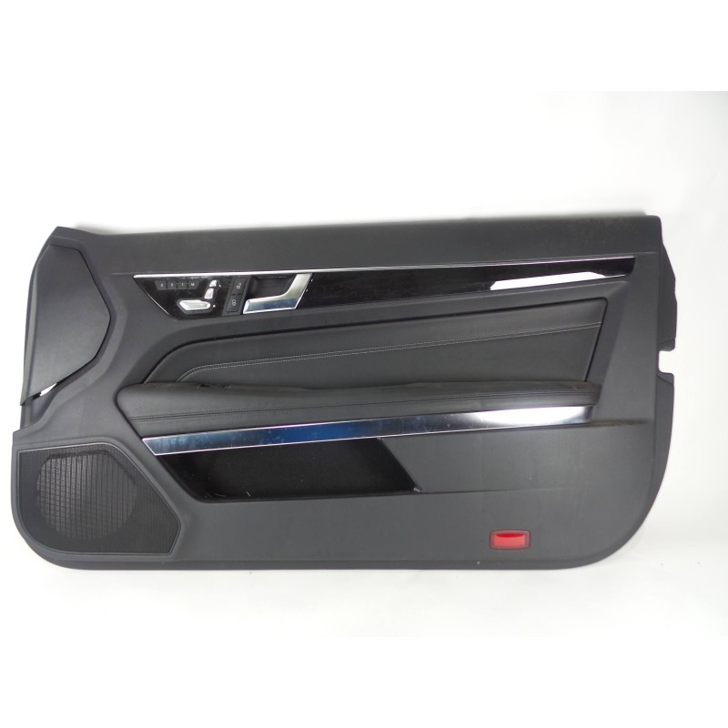 Recambio de guarnecido puerta delantera derecha - a2077201095 para mercedes-benz clase e c207 referencia OEM IAM A2077201095 MER