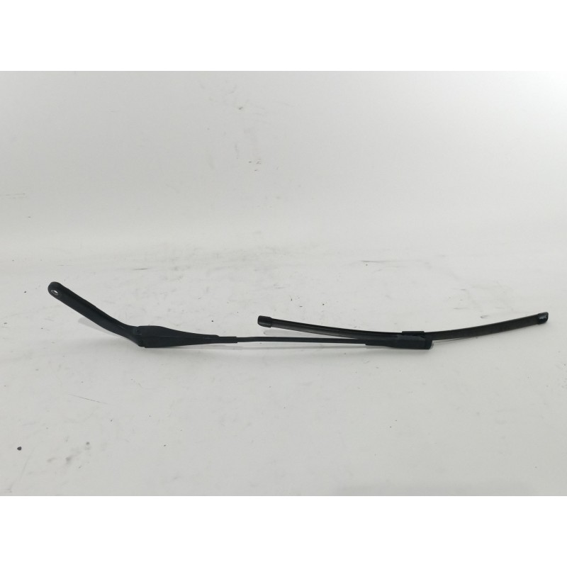 Recambio de brazo limpia delantero derecho para bmw 1 (e87) 120 d referencia OEM IAM 61617122136  