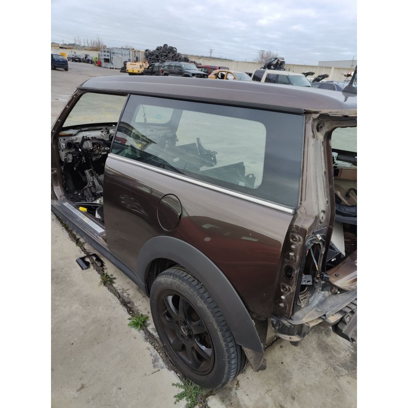 Recambio de aleta trasera izquierda para mini clubman (r55) one referencia OEM IAM   