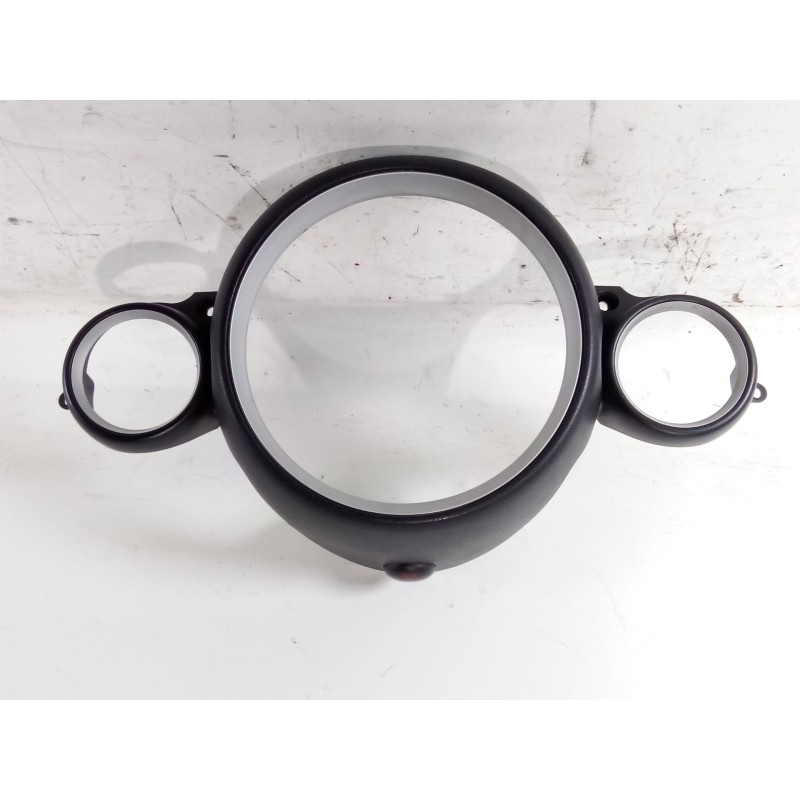 Recambio de carcasa consola central para mini clubman (r55) one referencia OEM IAM RG24050404  