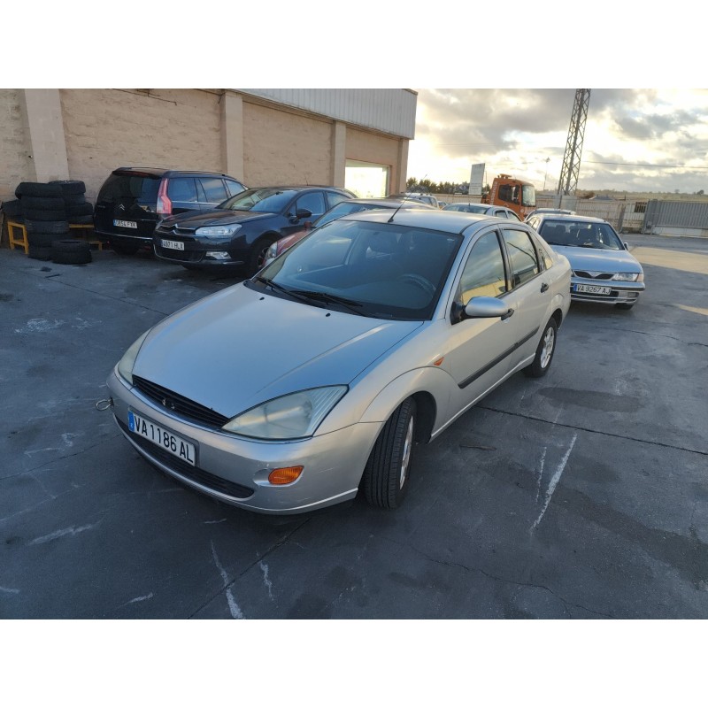 ford focus i sedán (dfw) del año 2000