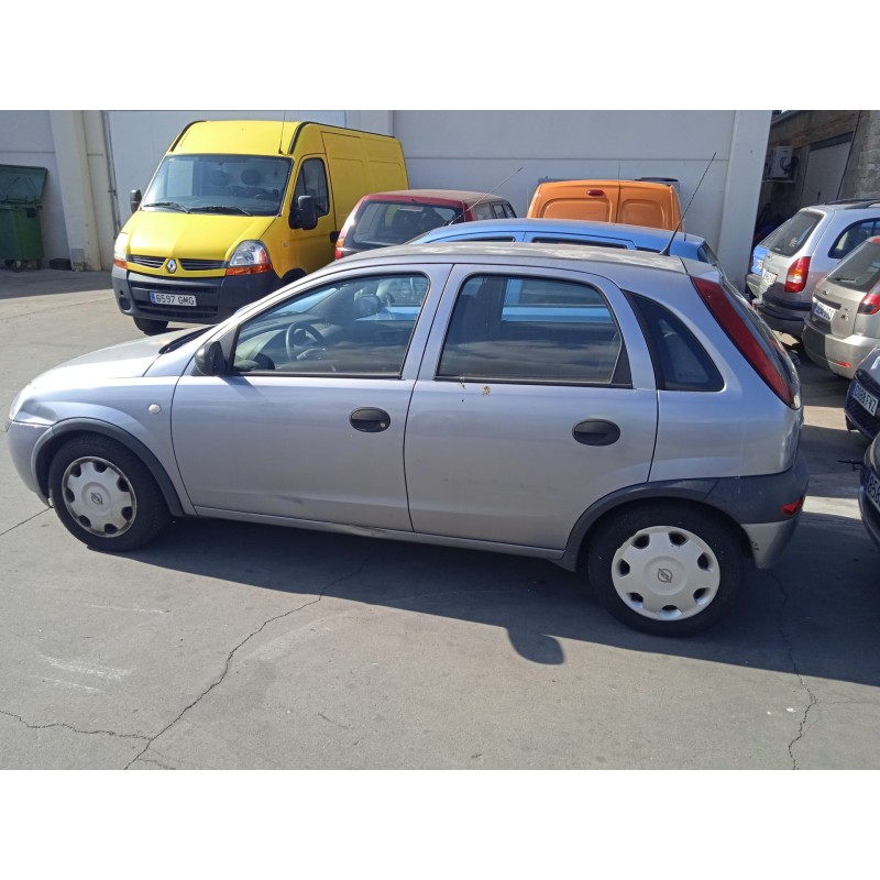 opel corsa c del año 2003