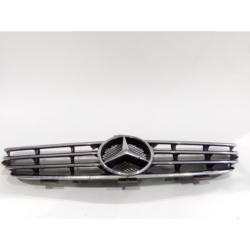 Recambio de rejilla delantera para mercedes-benz clk (c209) clk 270 cdi (209.316) referencia OEM IAM 1  