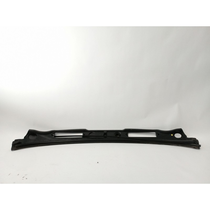 Recambio de moldura para bmw 1 (e81) 116 d referencia OEM IAM 15677210  