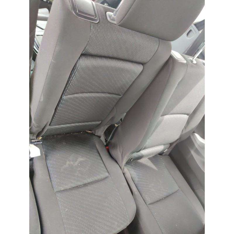 Recambio de asiento trasero medio para toyota verso (_r2_) 2.0 d-4d (aur20_) referencia OEM IAM   