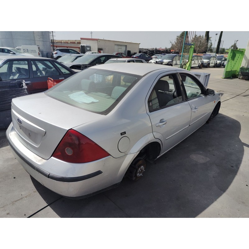 ford mondeo iii sedán (b4y) del año 2001