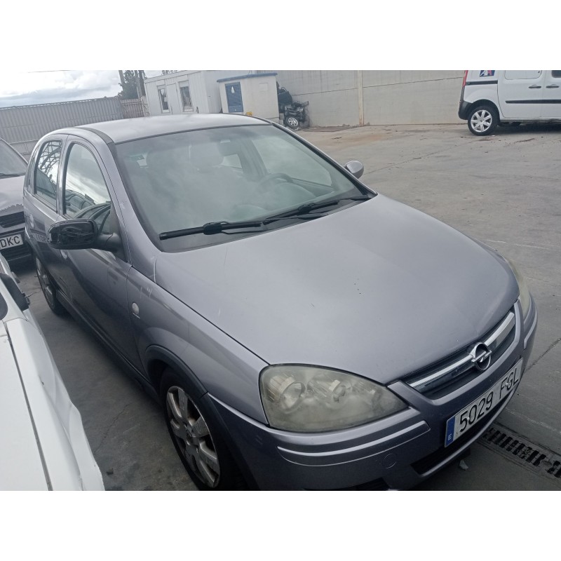 opel corsa c (x01) del año 2006