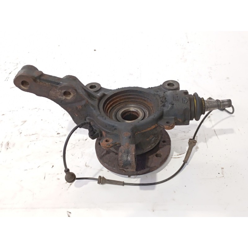 Recambio de mangueta delantera izquierda para renault master iii autobús (jv) 2.3 dci 145 fwd (jv0f, jv0s, jv0t) referencia OEM 