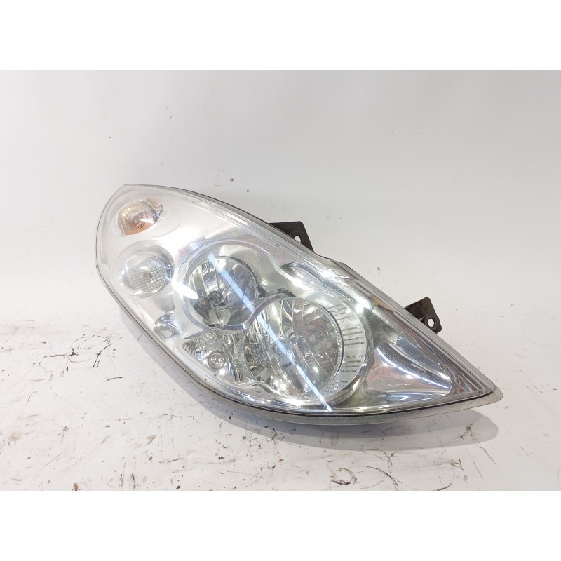 Recambio de faro derecho para renault master iii autobús (jv) 2.3 dci 145 fwd (jv0f, jv0s, jv0t) referencia OEM IAM 260606869R  