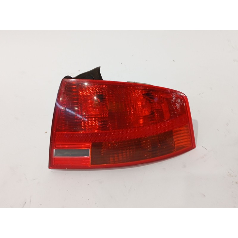 Recambio de piloto trasero derecho exterior para audi a4 b7 (8ec) 3.0 tdi quattro referencia OEM IAM 8E9945096F  