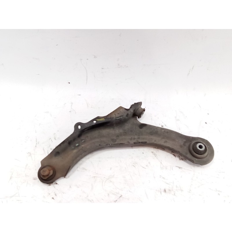 Recambio de brazo suspension inferior delantero izquierdo para renault captur i (j5_, h5_) 1.5 dci 90 referencia OEM IAM sinrefe