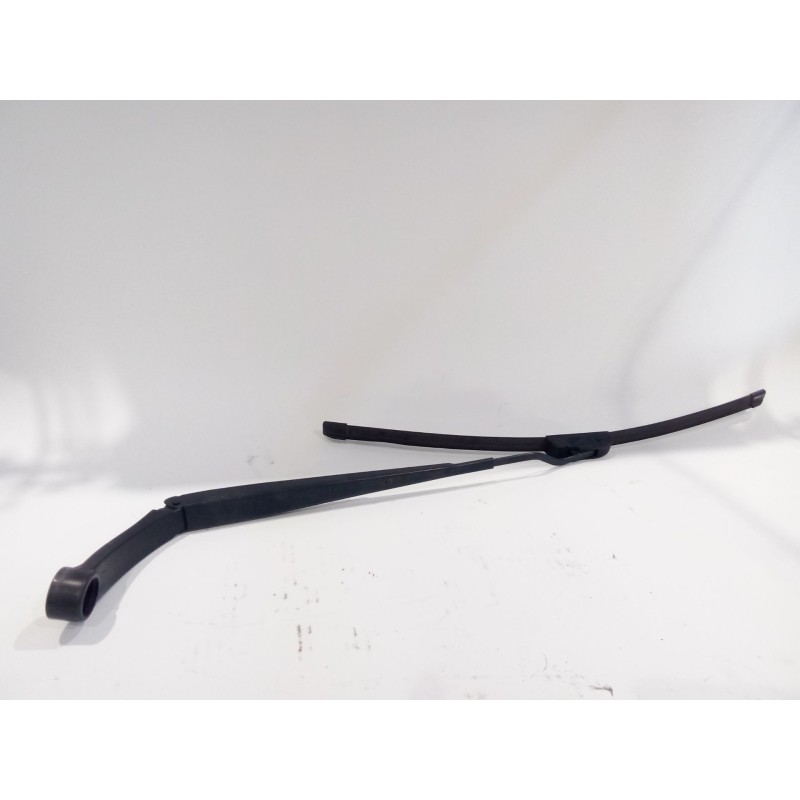 Recambio de brazo limpia delantero izquierdo para hyundai i30 (fd) 1.4 referencia OEM IAM 42001  