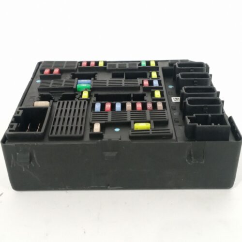 CAJA RELES / FUSIBLES RENAULT LATITUDE (L70_) 2.0 DCI 150 (L70H) - 284B60738R