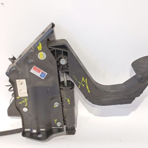 PEDAL EMBRAGUE MERCEDES-BENZ SPRINTER 906 - A9062900212