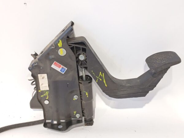 pedal_embrague_a9062900212_mercedes_benz_sprinter_906