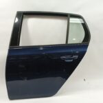 puerta_trasera_izquierda_5k6833055k_color_exterior_n_de_pinturap6_d5q_volkswagen_golf_vi_5k1_1_6_tdi