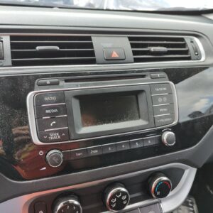 sistema_audio_radio_cd_961701wcb0fhv_kia_rio_iii_ub_1_2_cvvt