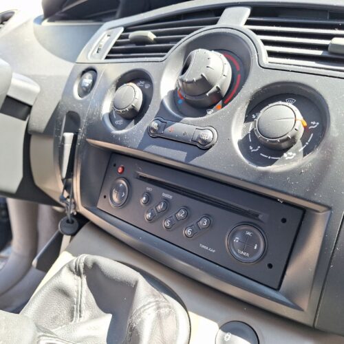 SISTEMA AUDIO / RADIO CD RENAULT SCÉNIC II (JM0/1_) 1.6 (JM0C JM0J JM1B)