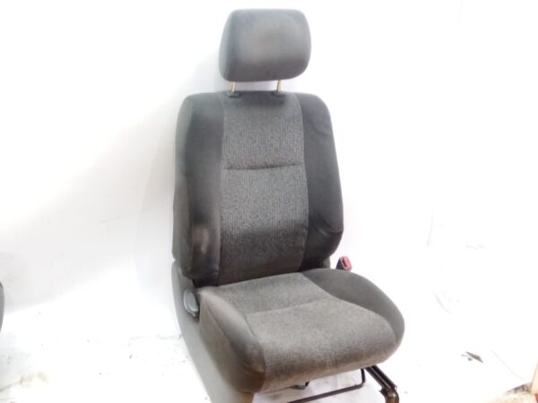 asiento_delantero_derecho_delantero_derecho_toyota_land_cruiser_prado_j12_3_0_d_4d_kdj120_kdj125