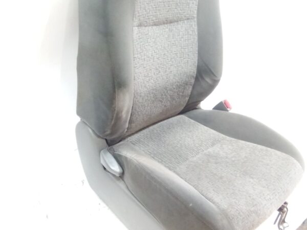 asiento_delantero_derecho_delantero_derecho_toyota_land_cruiser_prado_j12_3_0_d_4d_kdj120_kdj125