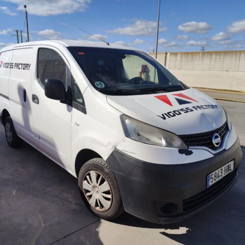 NISSAN NV200 FURGONETA