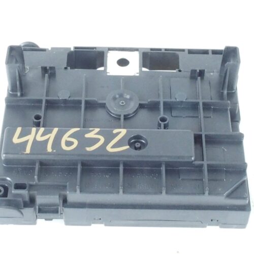 CAJA RELES / FUSIBLES PEUGEOT 407 (6D_) 2.0 HDI 135 (6DRHRH 6DRHRE 6DRHRG 6DRHRJ)